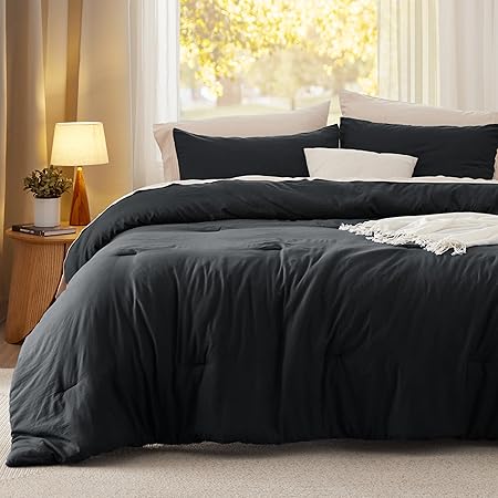 Bedsure Queen Size Comforter Set, Black Soft Prewashed Bedding for All Seasons, 3 Pieces GentleSoftTM Warm Down Alternative Bed Set, 1 Lightweight Comforter (90"x90") and 2 Pillowcases (20"x26")