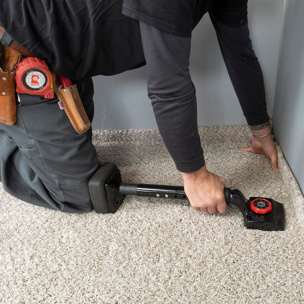 Economy Adjustable Knee Kicker, Black