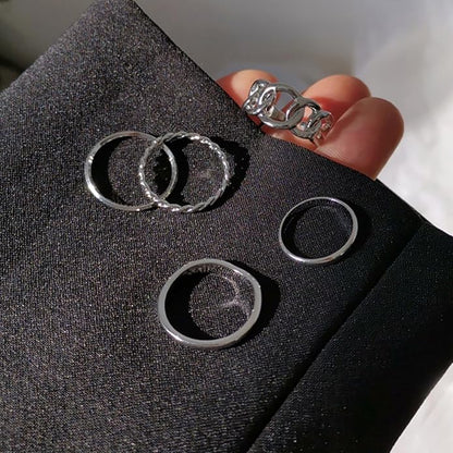 Rings for Women,5 Pcs Finger Ring Anti-allergy Wearable Alloy Vintage Finger Rings Set for Gift