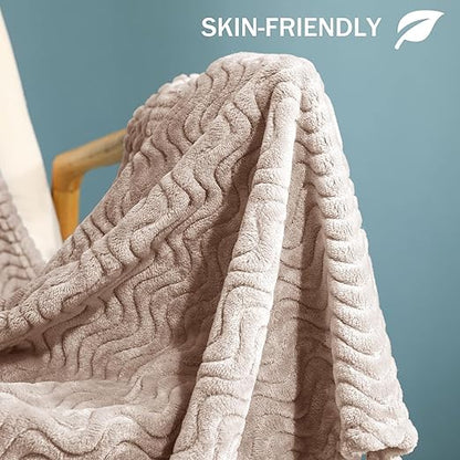Exclusivo Mezcla Camel Fleece Throw Blanket for Couch Bed, Super Soft Cozy Blankets with Decorative Wave Textured, Lightweight Plush All Season Use, 50x70 Inches