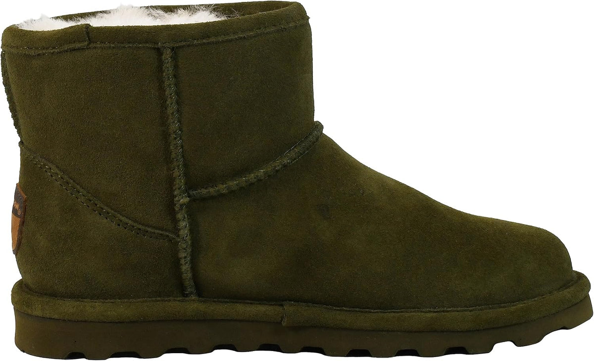 Size 6 BEARPAW Women's Alyssa Boot