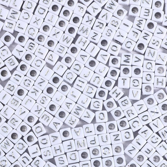 1000pcs Acrylic Small Letter Beads Cube Letter Beads Acrylic Letter Alphabet for Jewelry Making Alphabet Beads (White/Silver)