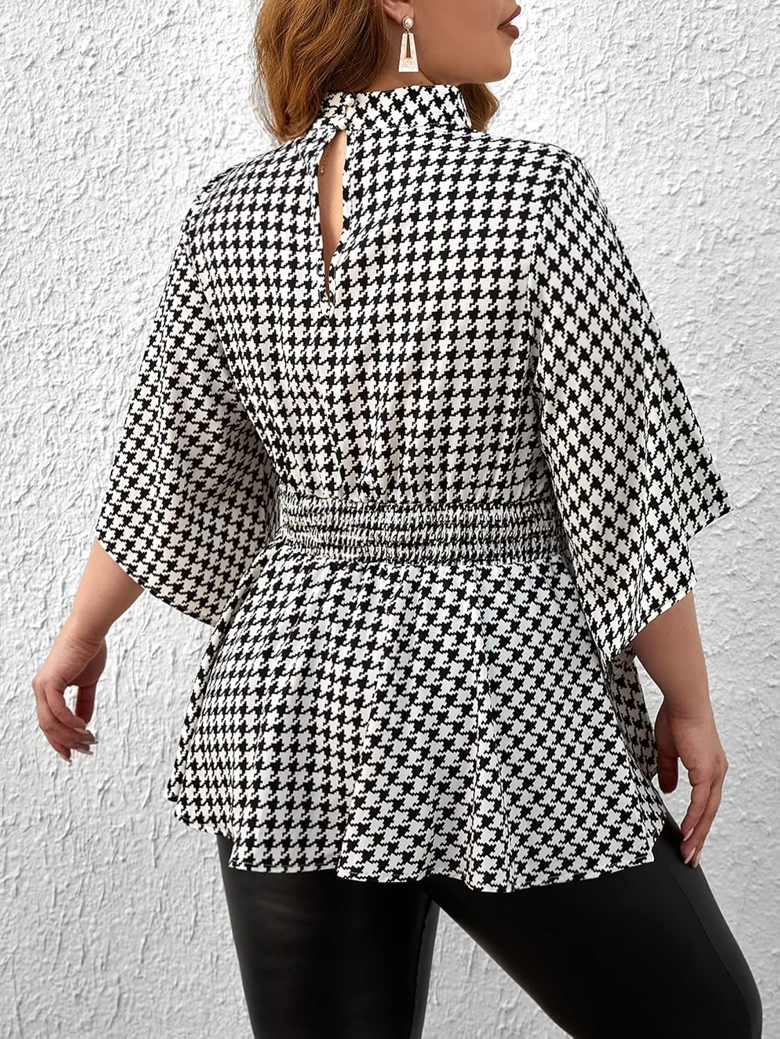 WDIRARA Women's Plus Size Houndstooth Print Plaid Ruch Ruffle Hem High Neck Flare Half Sleeve Casual Blouse Tops.