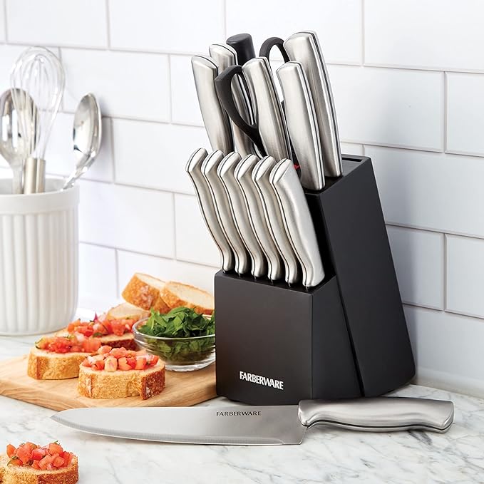 FARBERWARE 8-Piece Kitchen Knife Set with High-Carbon Stainless Steel Blades, Steak Knives, Razor Sharp and Ergonomic
