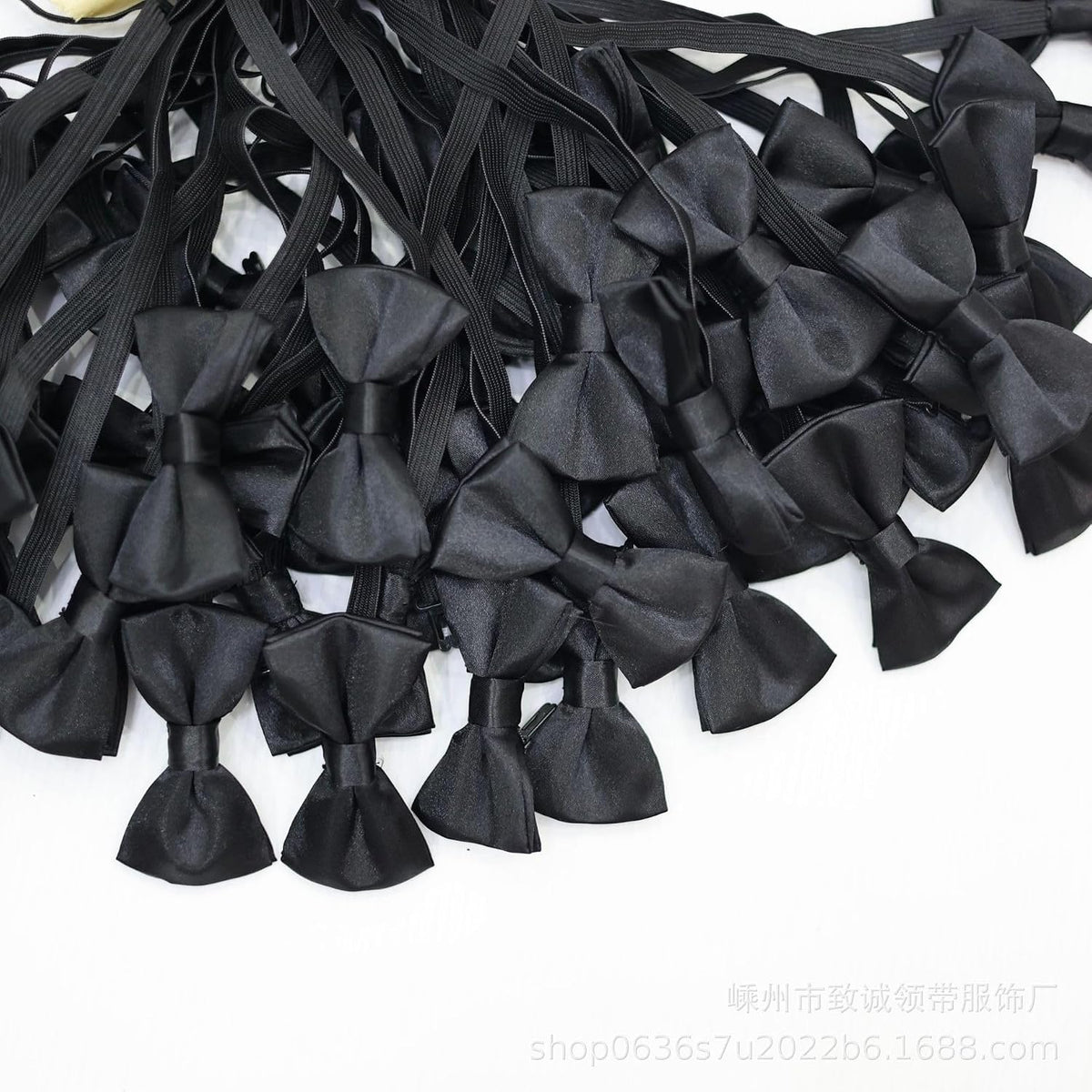 Black Pre-Tied Bow Tie with Elastic Band Adjustable Bowtie for Men Women Formal Party Wedding Costume Accessory