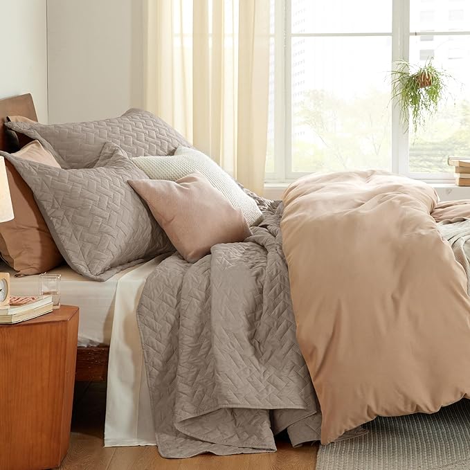 Bedsure Quilts Queen Size - Lightweight Bedspreads Queen Size with Basket Weave Pattern, Soft Quilt Bedding Set, Taupe Comforter Set Coverlet for All Seasons with 2 Pillow Shams