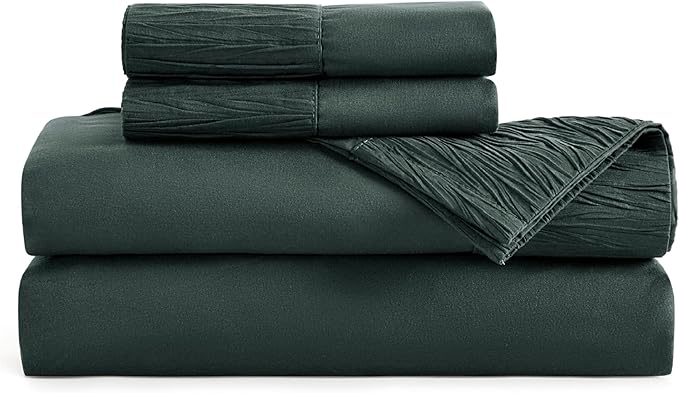 Bedsure Queen Sheet Set - 4 Pieces Soft Queen Size Sheets - Breathable  Cooling - Hotel Luxury - Easy Care Polyester Microfiber Bedding for Women, Men, Forest Green