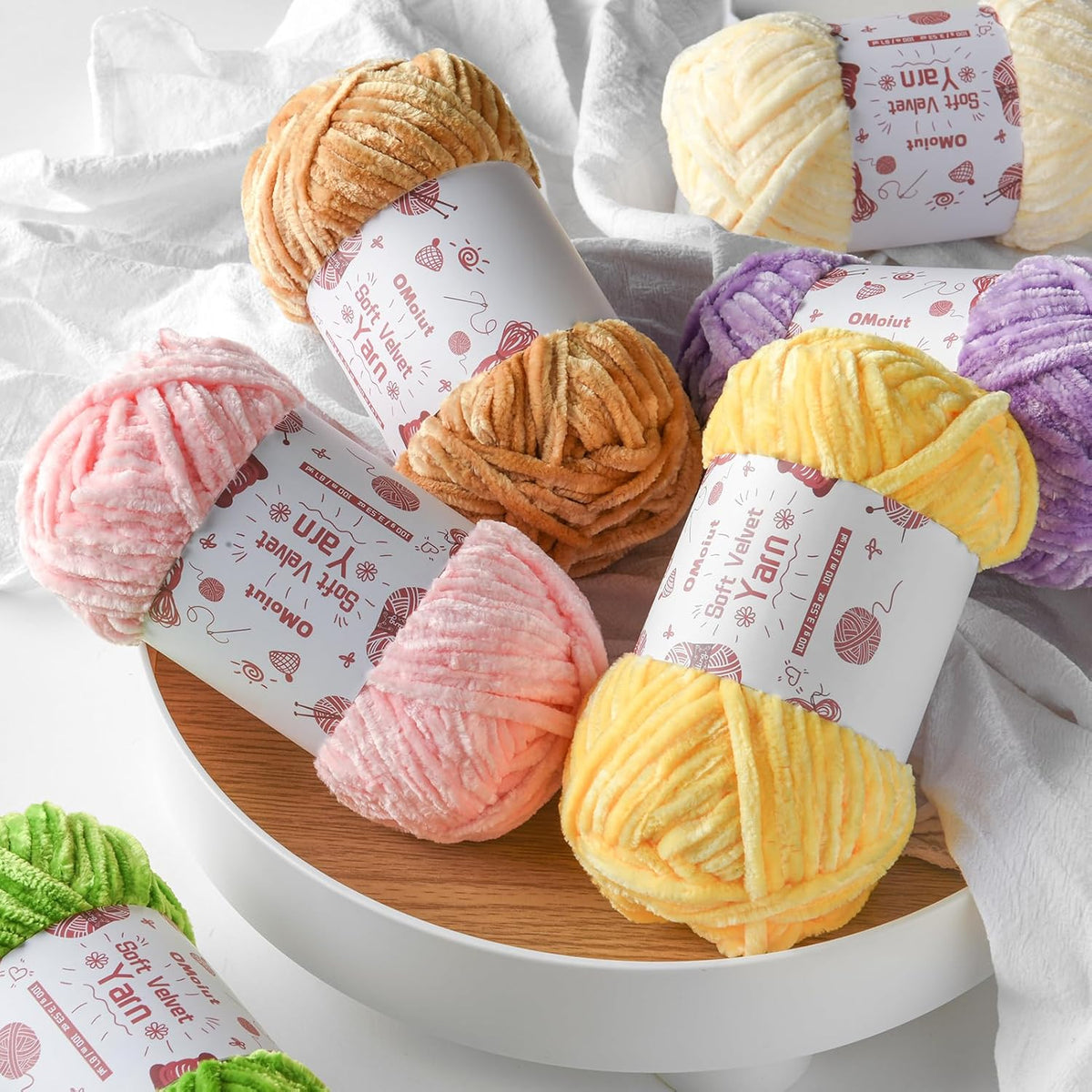 100g Fluffy Velvet Chenille Yarn for Crocheting and Knitting, 80m (87.5yd) Baby Yarn for Crocheting Soft, Crochet Chunky Yarns Amigurumi Yarns (Violets)