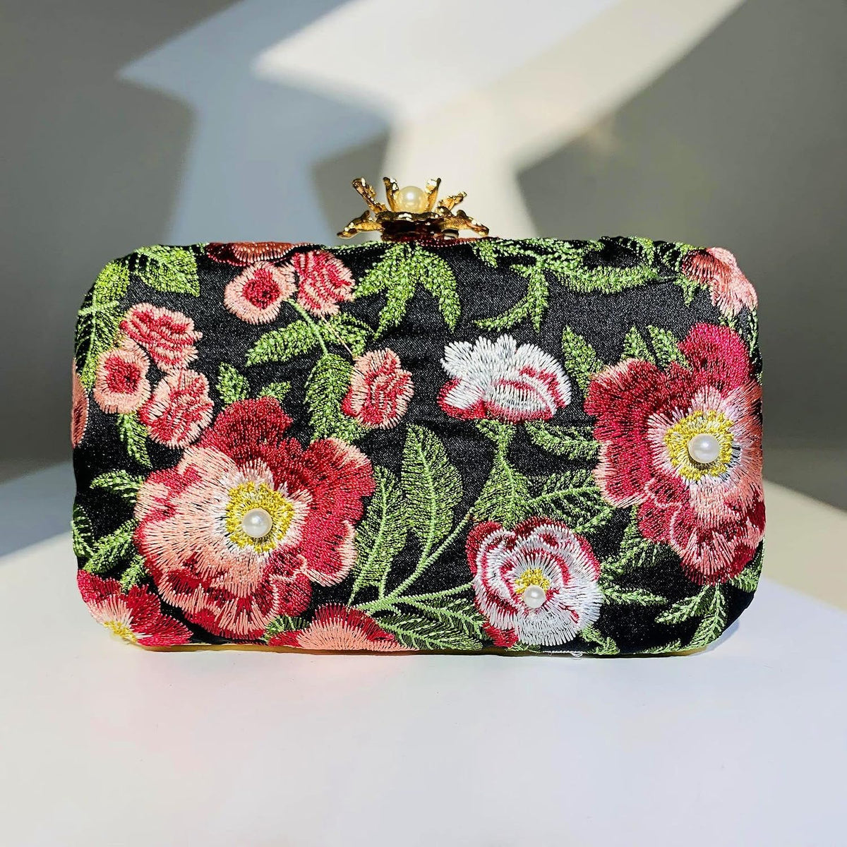 HUFFA Women Embroidery Flowers Evening Clutch Bags Diamond Banquet Shoulder Bags Wedding Dinner Wallets Purse (Color : Blue)