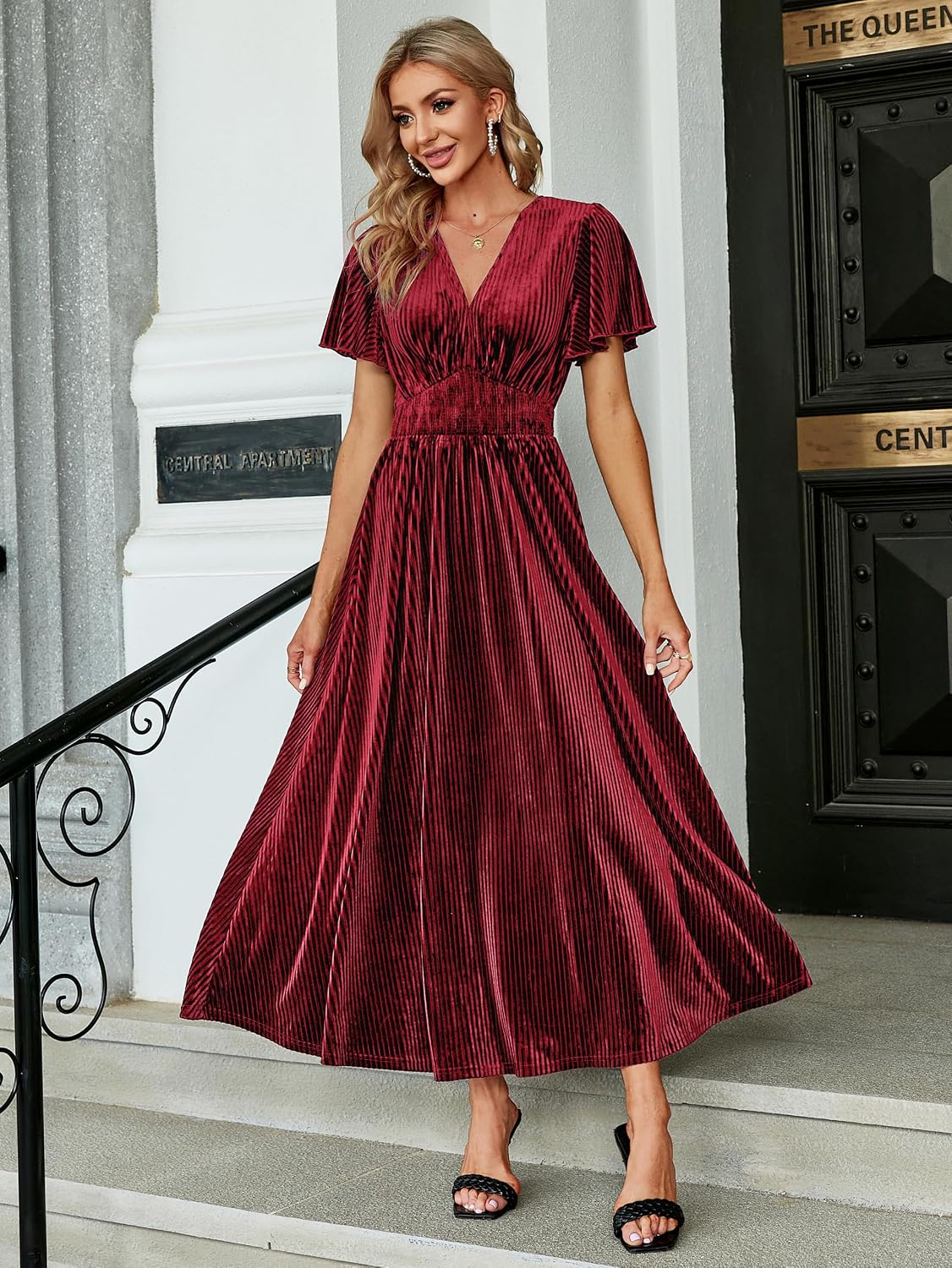 Simplee Women’s V Neck Velvet Maxi Dress Short Sleeve Empire Waist Long Formal Dress for Wedding Guest