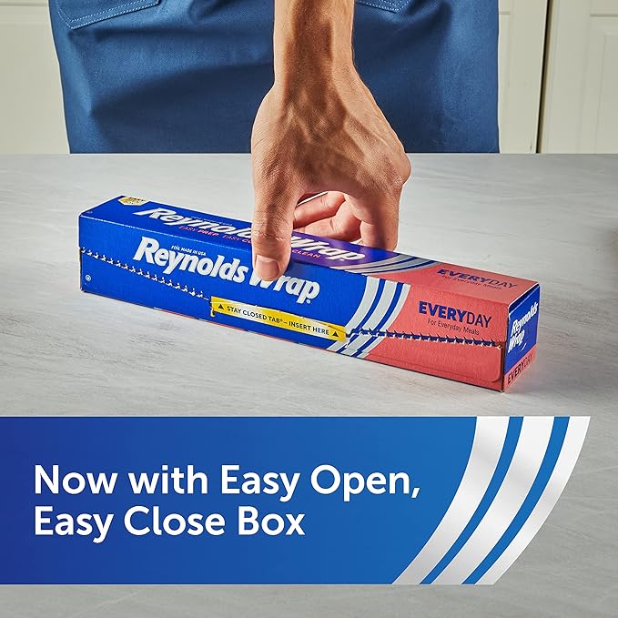 Reynolds Wrap Everyday Strength Aluminum Foil, 30 Square Feet