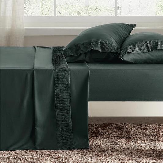 Bedsure Queen Sheet Set - 4 Pieces Soft Queen Size Sheets - Breathable  Cooling - Hotel Luxury - Easy Care Polyester Microfiber Bedding for Women, Men, Forest Green