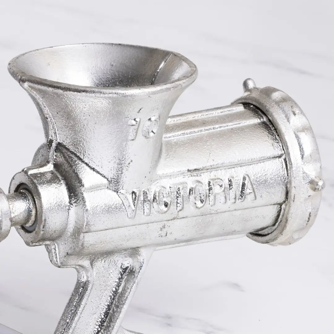 Victoria Cast Iron Manual Meat Mincer #10