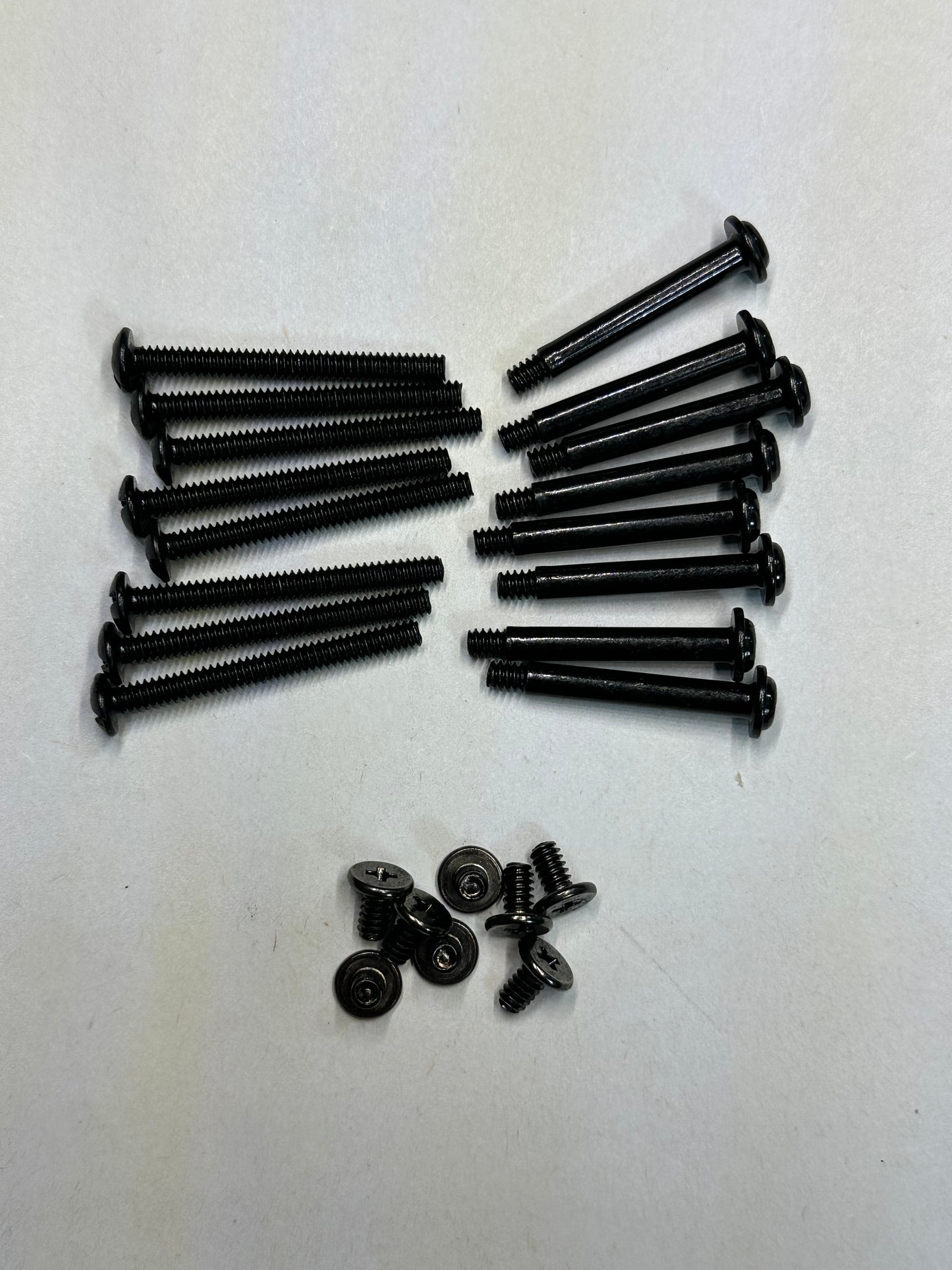 Universal CPU Cooler Mounting Hardware Kit – Intel & AMD Sockets (Backplate, Brackets, Screws)