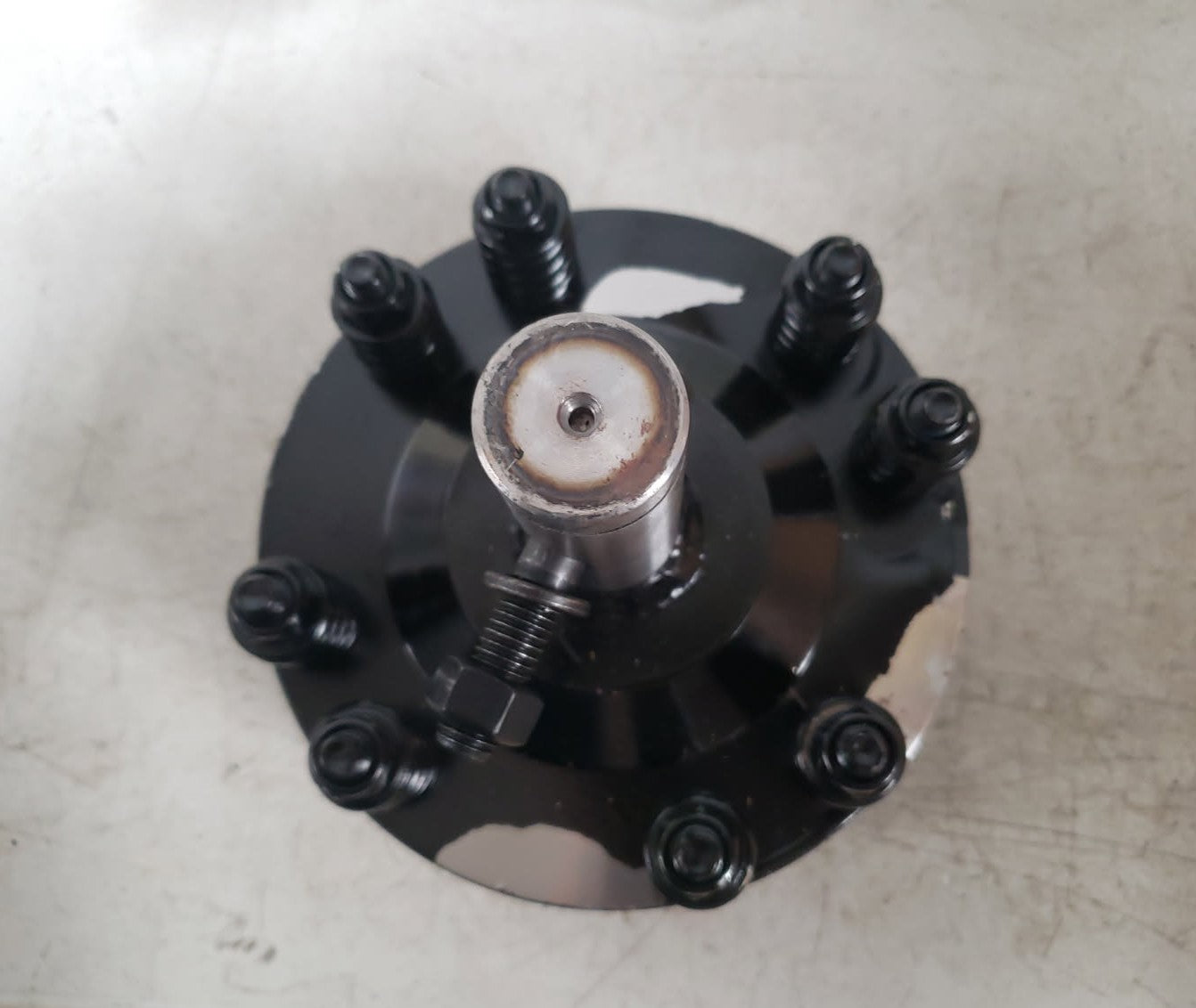 1 3/8" Smooth Round Ends PTO Friction Clutch For Tractor, Carburized Steel Adjustable Rotary Black Brush Hog Slip Clutch