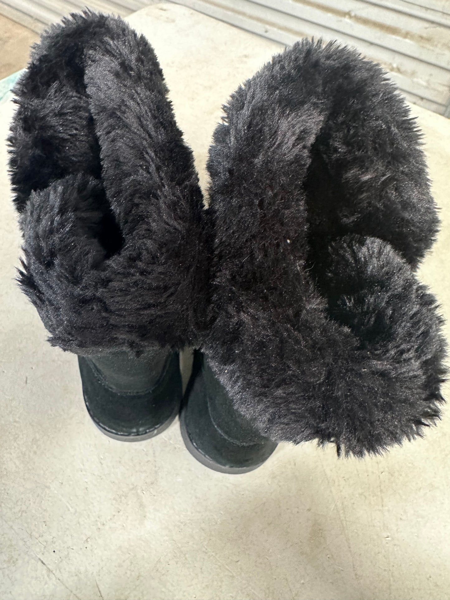 CUSHIONAIRE Women's Heather pull on boot +Memory Foam