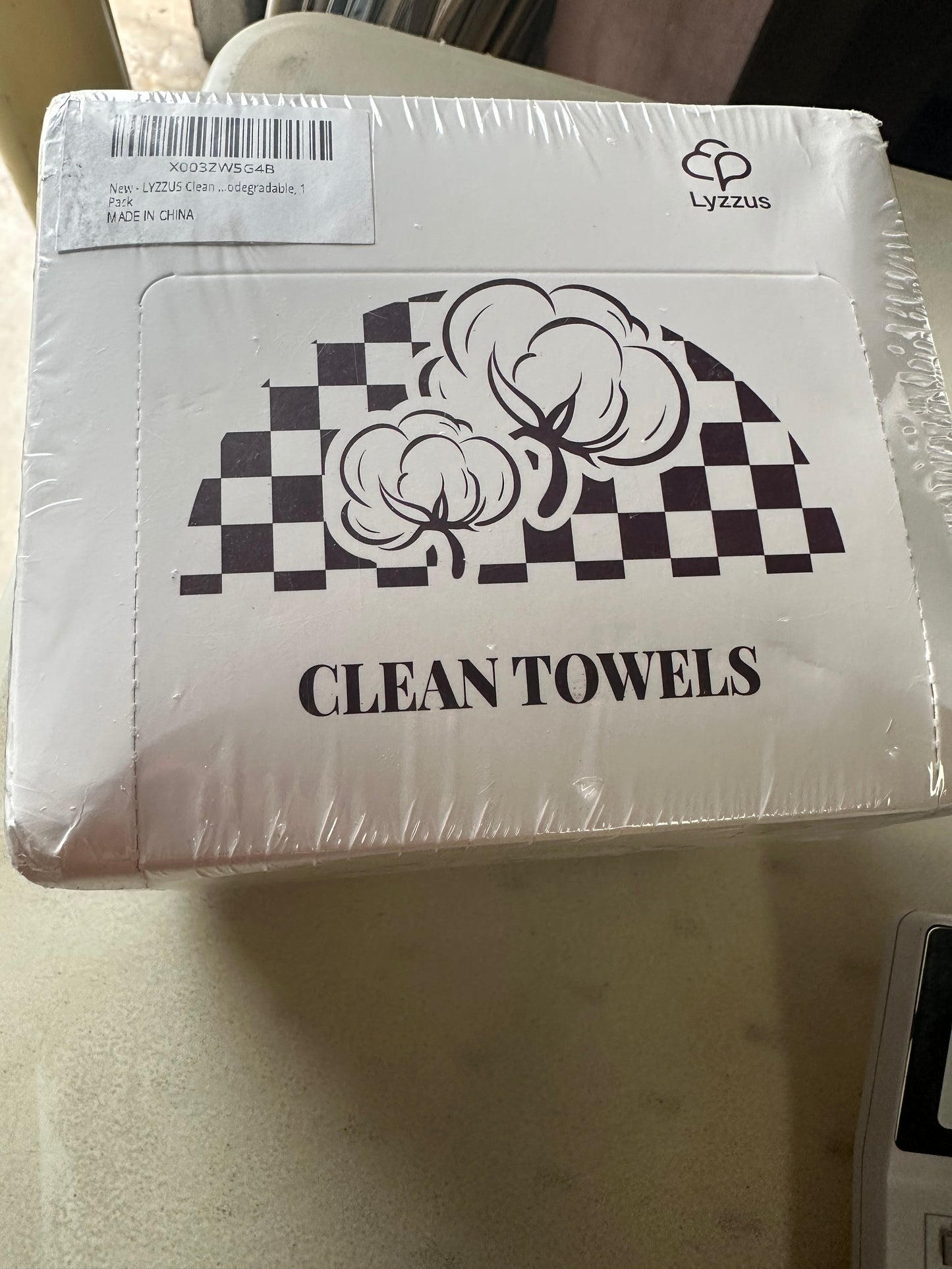 Clean Skin Club Clean Towels XL‚ 100% USDA Biobased Face Towel, Disposable Face Towelette, Eczema Association Accepted, Makeup Remover Dry Wipes, Ultra Soft, 50 Ct, 1 Pack