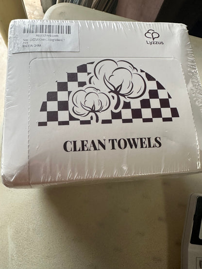 Clean Skin Club Clean Towels XL‚ 100% USDA Biobased Face Towel, Disposable Face Towelette, Eczema Association Accepted, Makeup Remover Dry Wipes, Ultra Soft, 50 Ct, 1 Pack