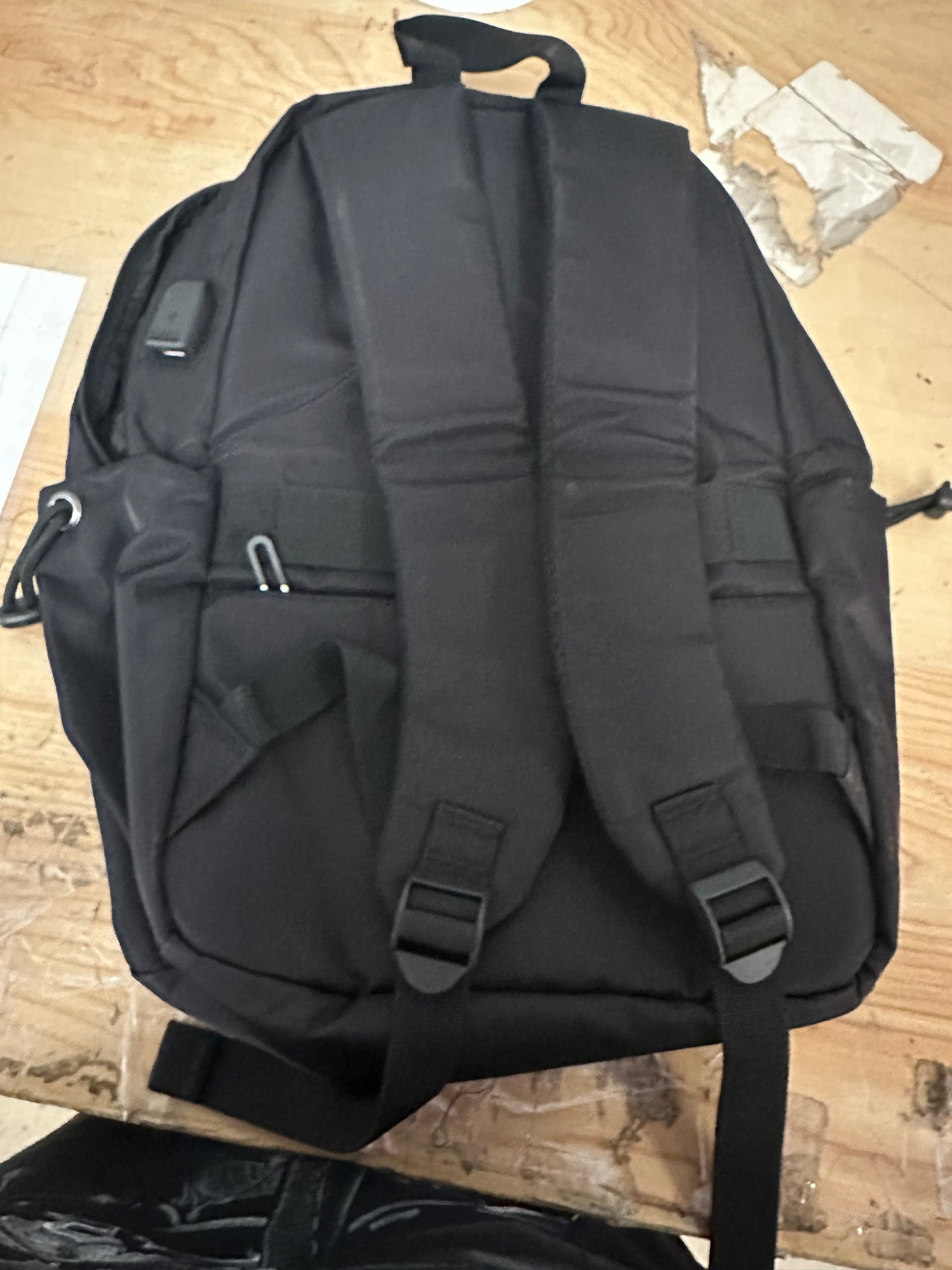 School Backpack Laptop USB Cable (Black)