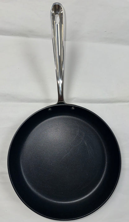 Refurbished- All-Clad HA1 Hard Anodized Nonstick Fry Pan Cookware (10 Inch Fry Pan) (HAS SCRATCHES)
