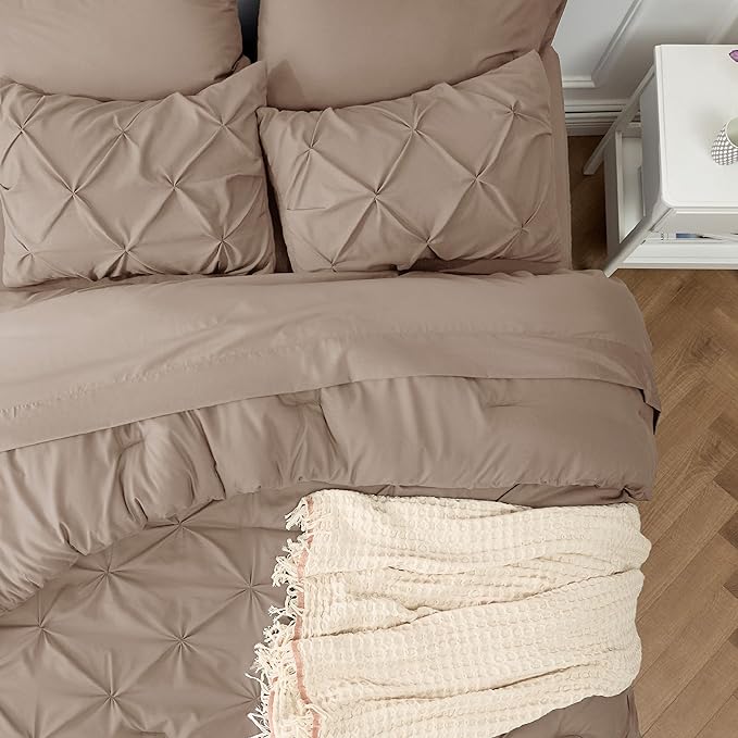 Bedsure Queen Comforter Set Khaki - Bed in a Bag Queen Size 7 Pieces, GentleSoft‚ Pintuck Bed Set Gift for Family, Pinch Pleat Khaki Comforter with Sheets, Pillowcases & Shams