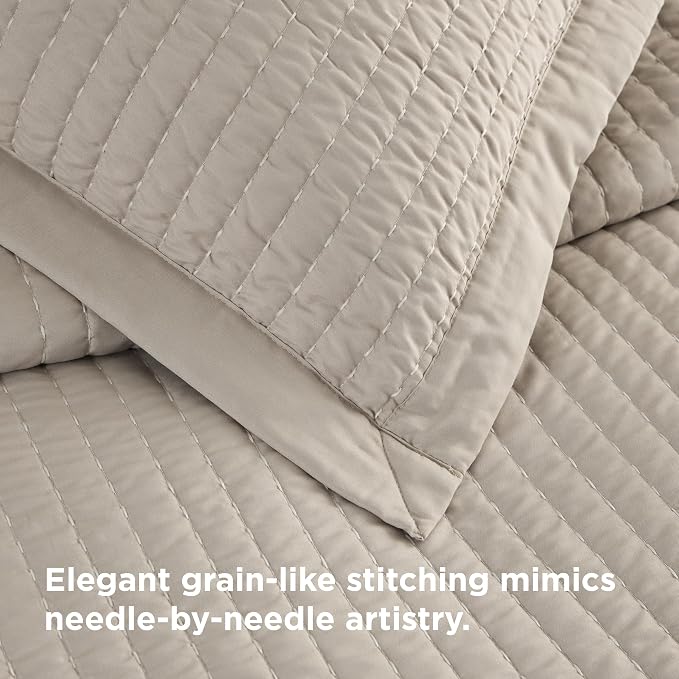 Bedsure White Quilts Queen Size - Queen Quilt Bedding Set Bedspread Coverlet, Lightweight Corduroy Pattern Bedspread, 3-Piece Set with 90"x96" Coverlet & 2 Pillow Shams, All-Season Soft Microfiber