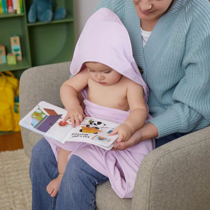 KiwiCo Let's Discover! Explore tactile play with your baby and help them develop fine motor skills. ( 4-5 Months )