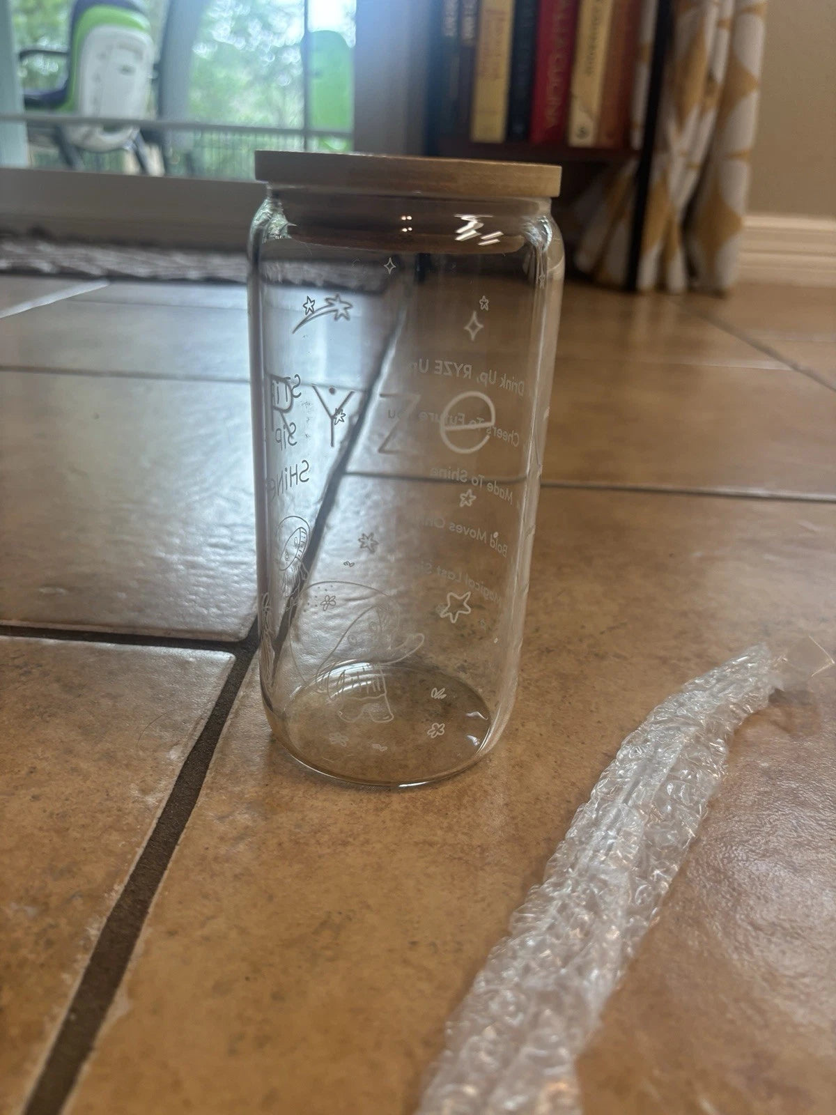RYZE 16 oz iced Mushroom coffee glass with straw NEW ( Box Damage )