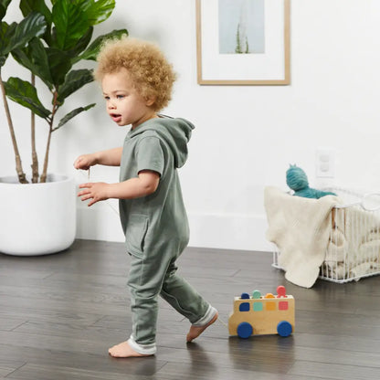 Kiwi Co. "Let's Move!" Panda Crate For Ages 13-18 Months Old