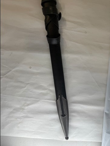 Fantasy Two-Handed Decorative Broadsword with Scabbard – Refurbished