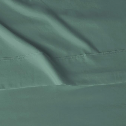 Amazon Basics Lightweight Super Soft Easy Care Breathable Microfiber 4-Piece Bed Sheet Set with 14-Inch Deep Pockets, King, Emerald Green, Solidd Sheet Set with 14-Inch Deep Pockets, Full, Emerald Green, Solid