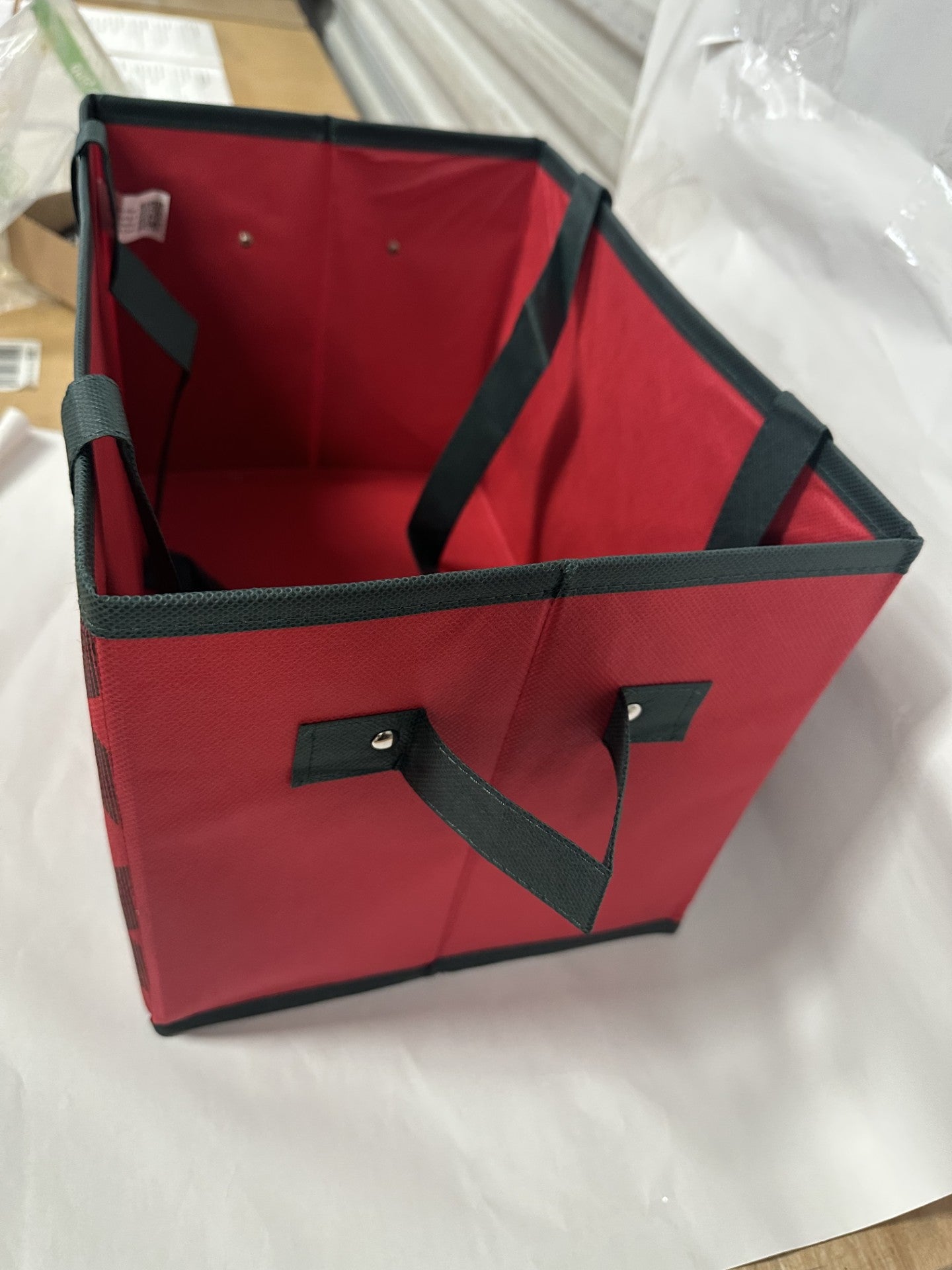 Earthwise Deluxe Collapsible Reusable Shopping Box Grocery Bag with Reinforced Bottom Plaid Holiday Xmas Christmas Design Storage Boxes Bins Cubes
